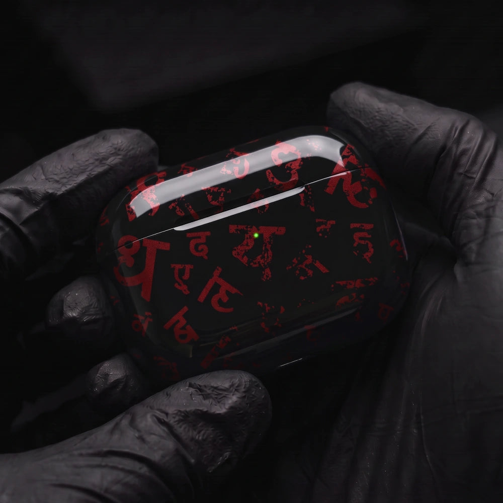 raven-carmine