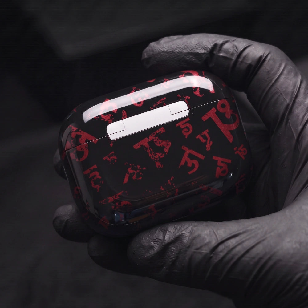 raven-carmine